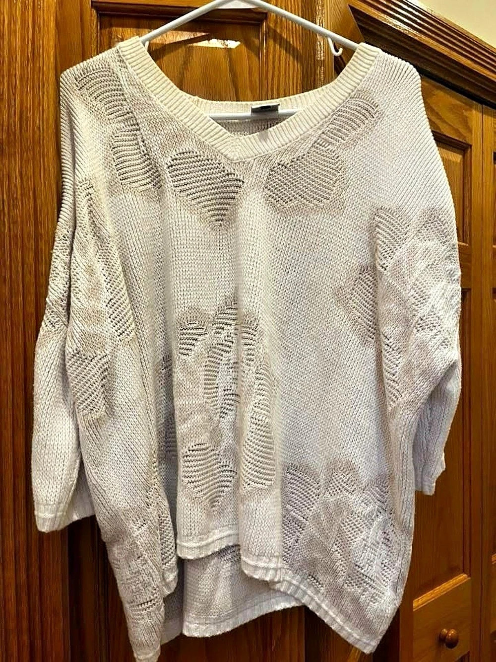 Cabi Textured Knit Sweater in White Like New